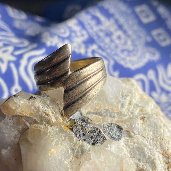 Sterling Silver Geometric Wrap Ring Unmarked - Picture 3 of 5